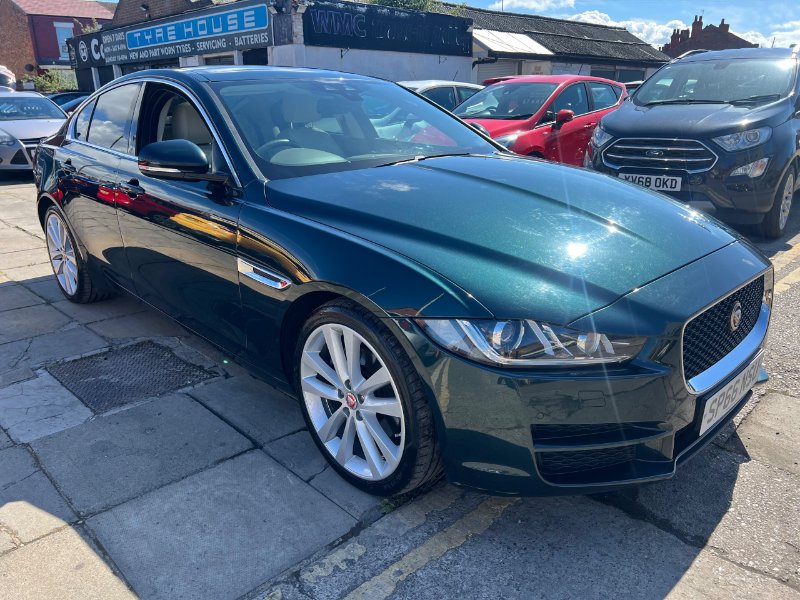 2016 Jaguar XE 2.0d Portfolio Saloon 4dr Diesel Auto Euro 6 s/s 180 ps